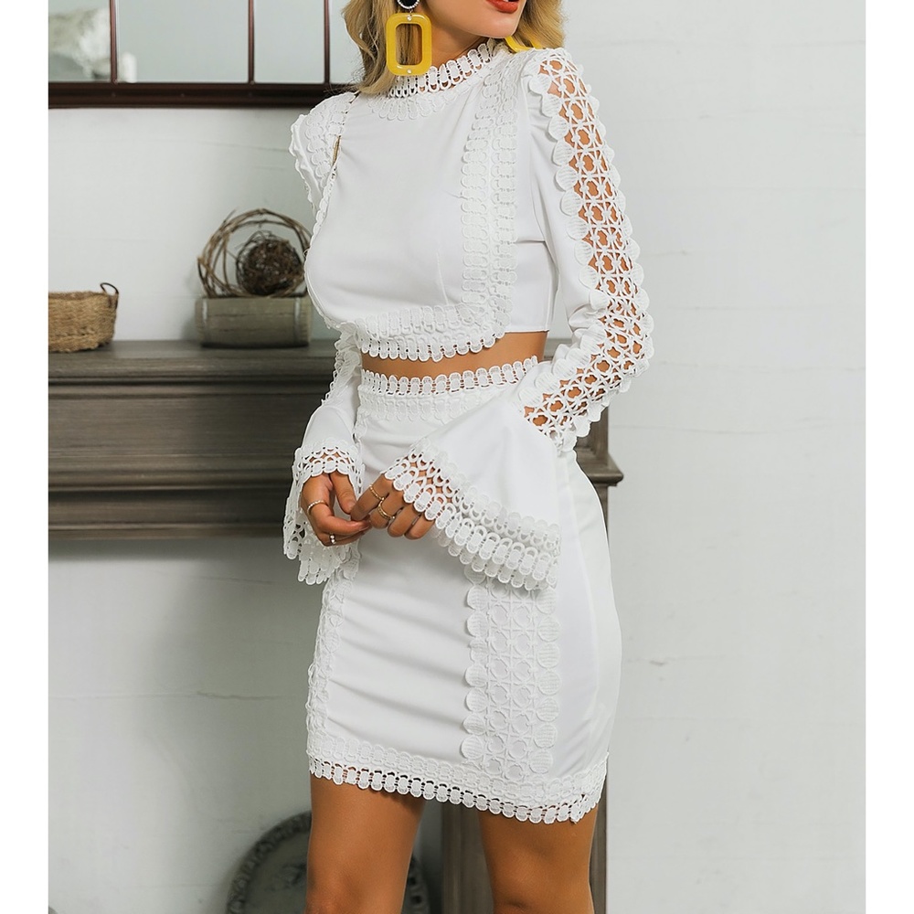 White Guipure Lace Two Piece Top Skirt Coord Set - Picture 5 of 15